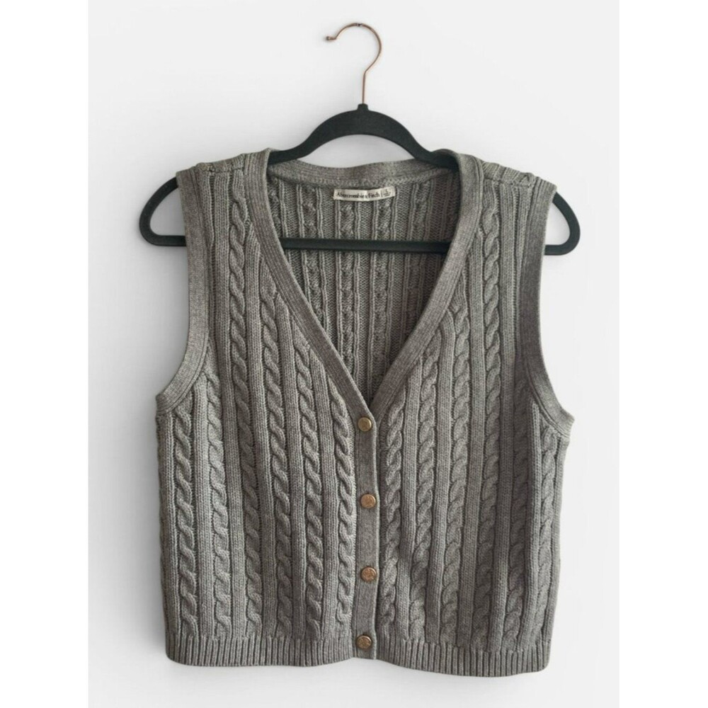 Abercrombie & Fitch NWT Cable Knit Sweater Vest Gray Button Front Size Large